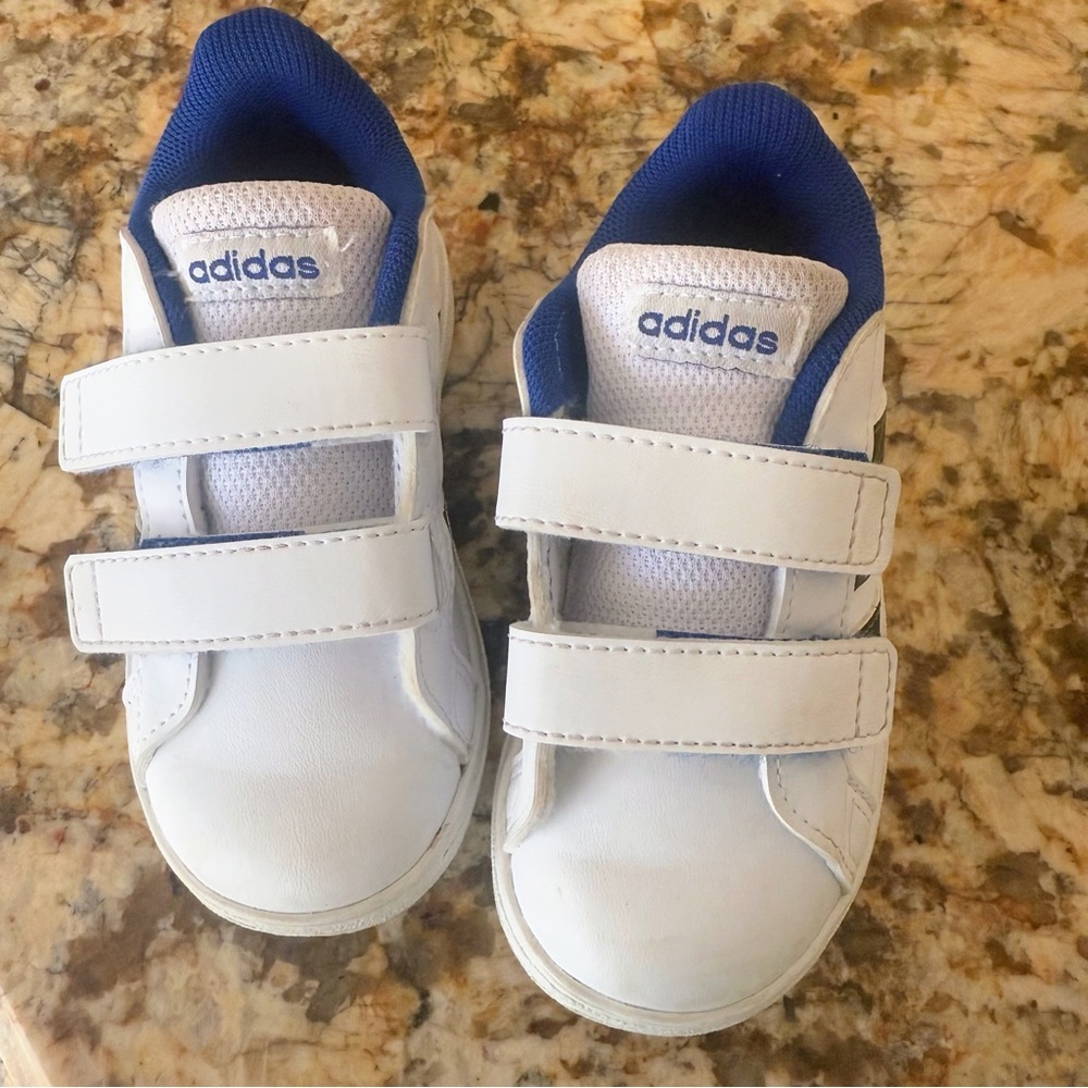 Adidas Grand Court 2.0 Kids White Blue Camo Velcro Sneakers Size 6.5 - Picture 4 of 16